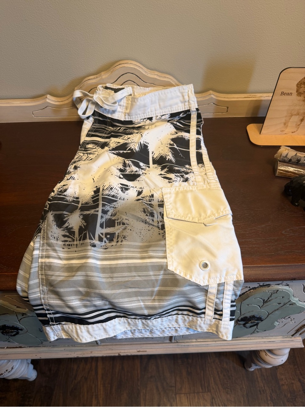 Men's White and Gray Palm-Print Swim Trunks